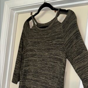 Army green shoulder cut out dress